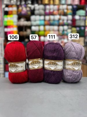 الیز انگورا گلد (موهر)